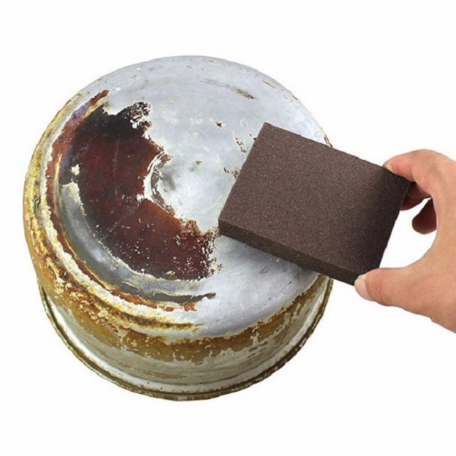 How to clean the kitchen fast?